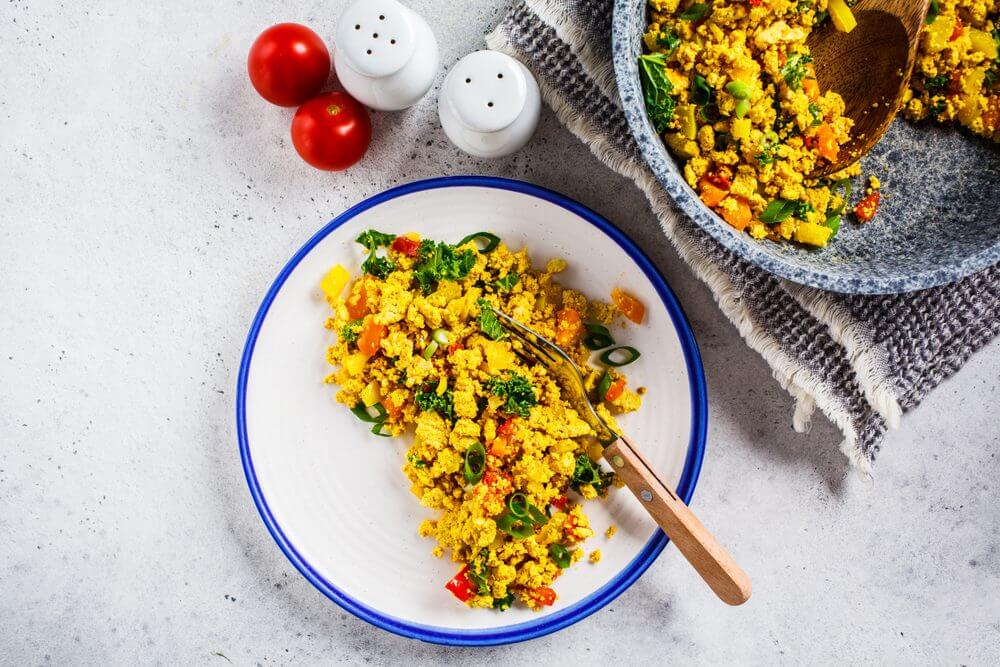 Bruschetta Tofu Scramble